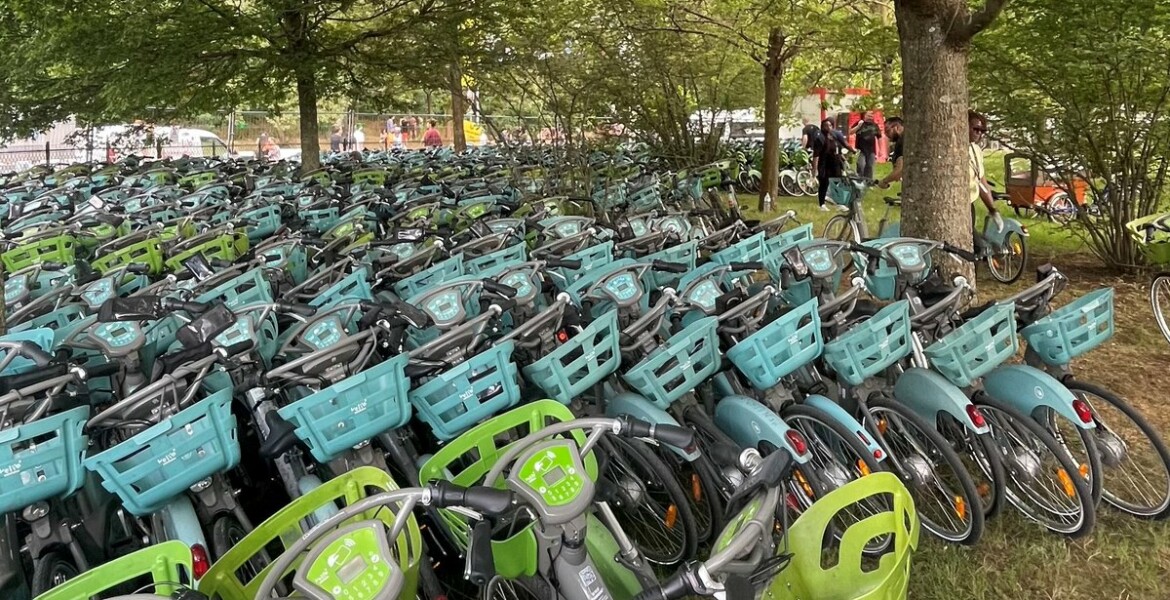 Station géante Velib&rsquo; Solidays 06-2023